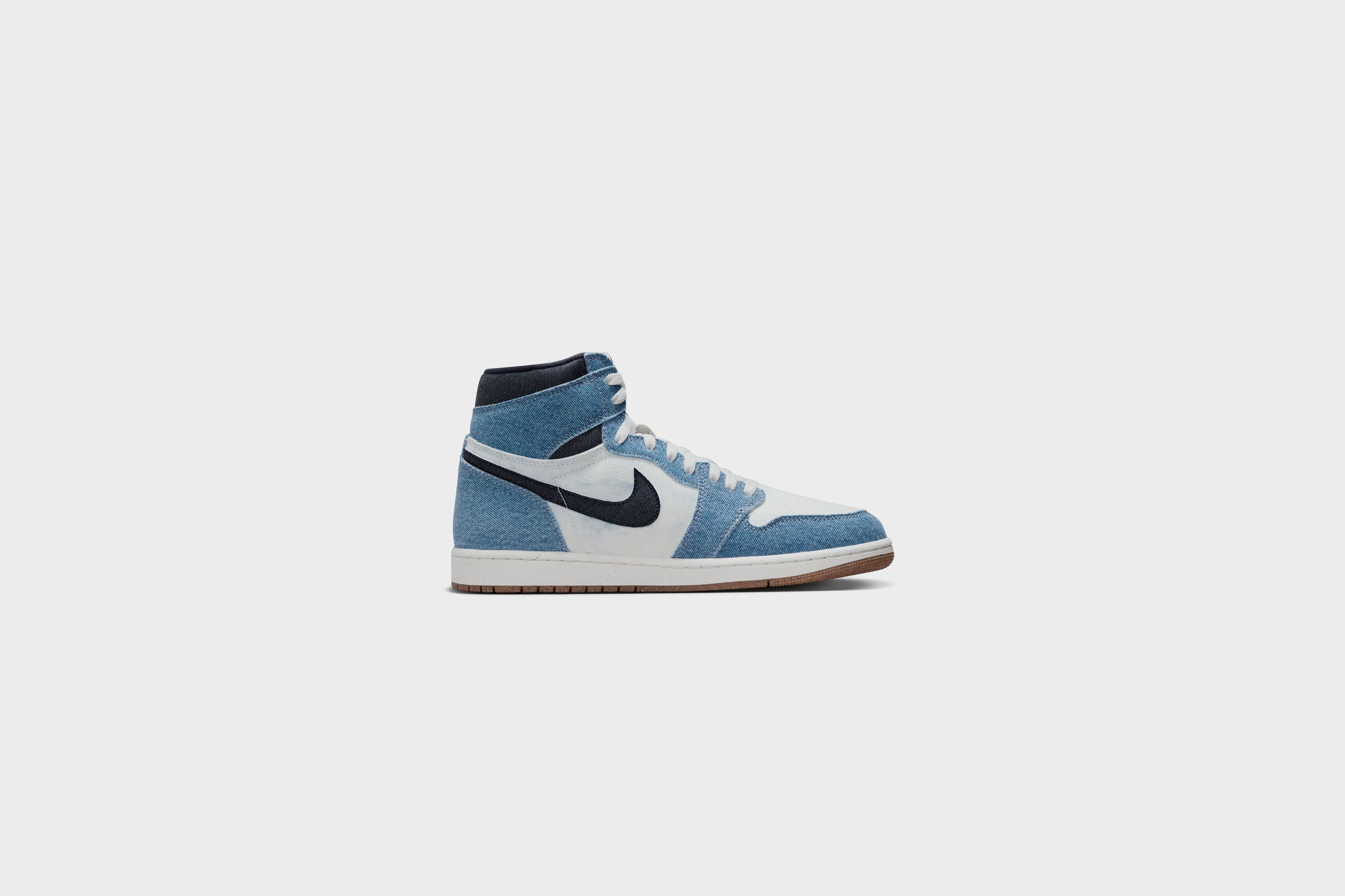 Air Jordan 1 Retro High OG (Summit White/Obsidian)