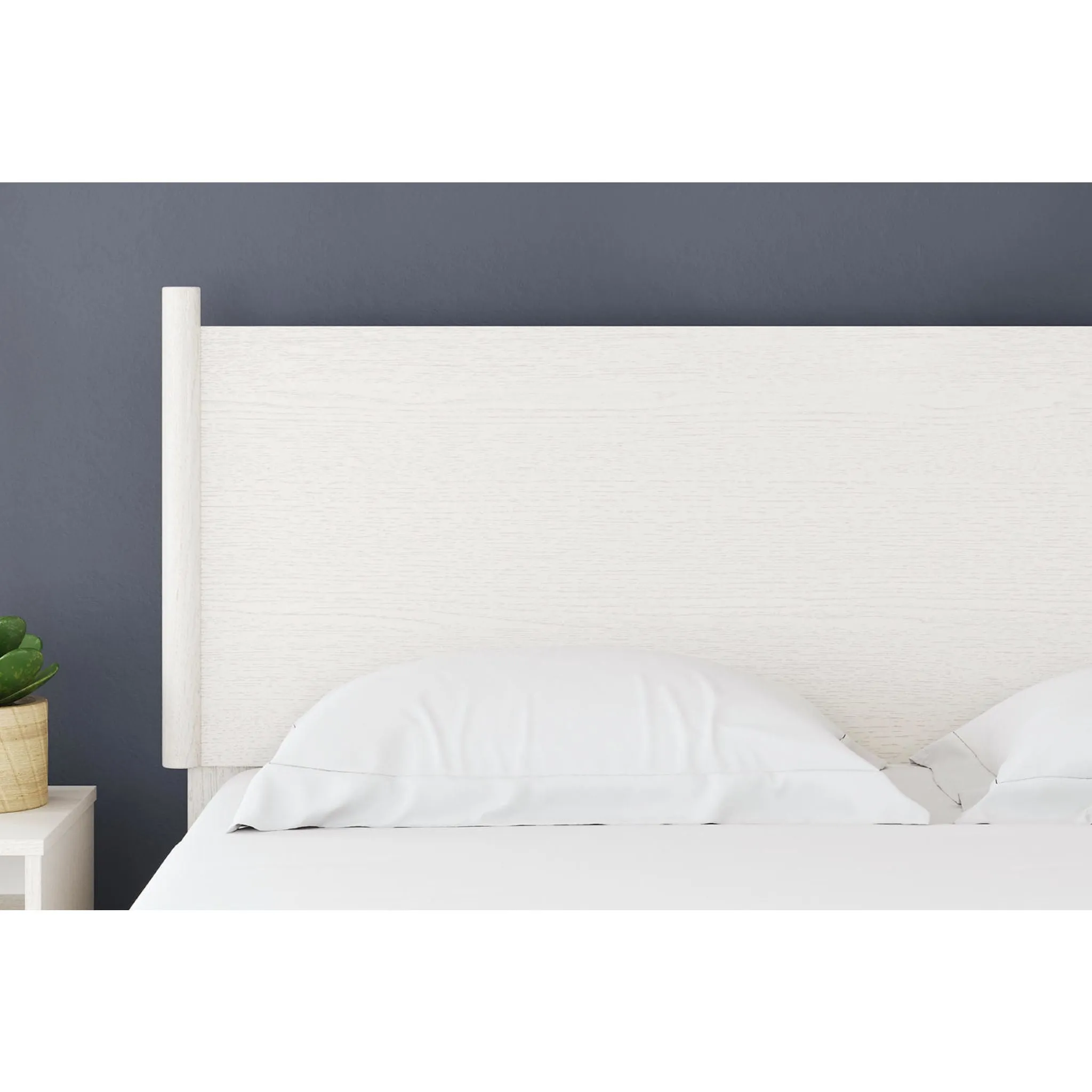 Aprilyn Queen Panel Headboard