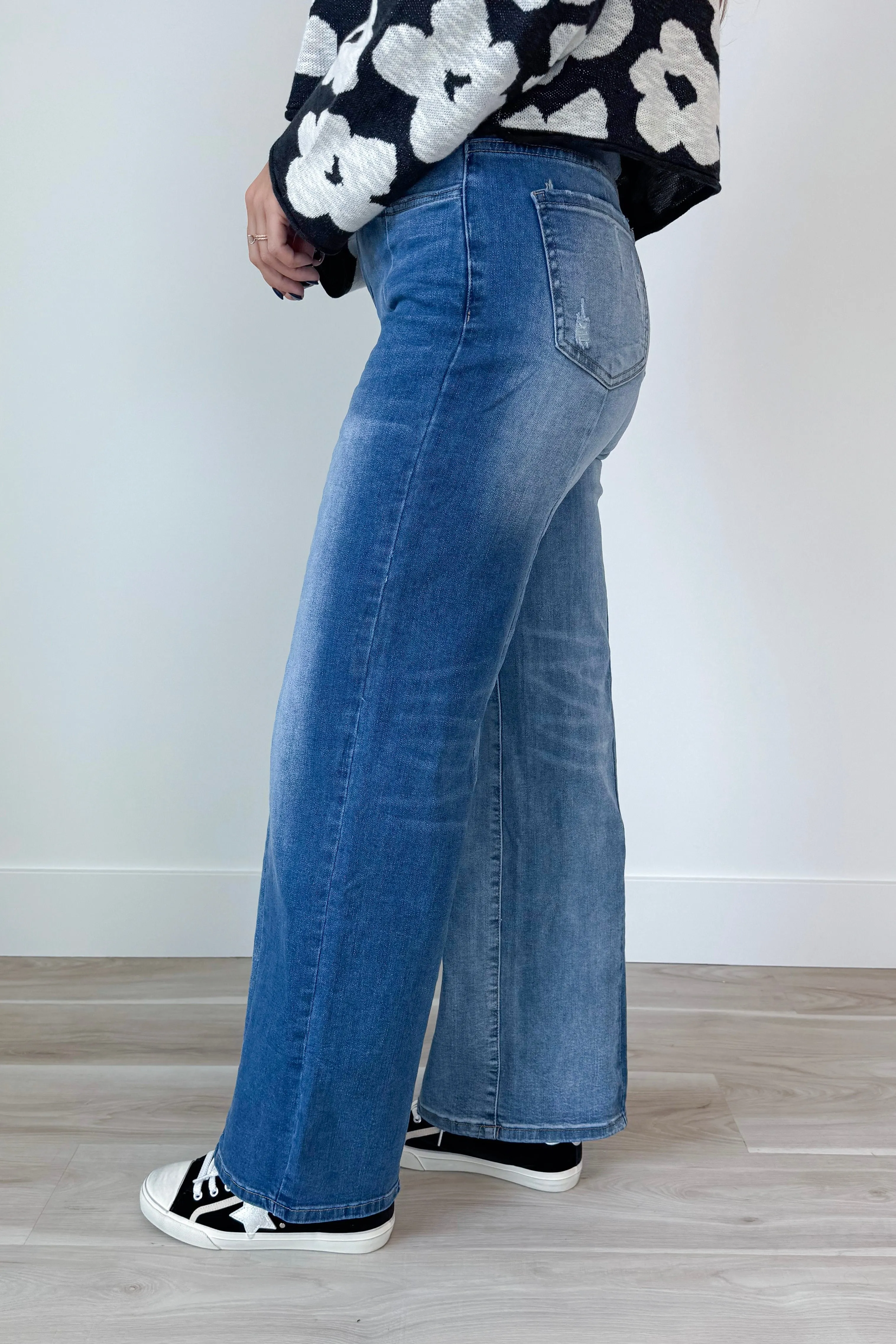 Coco & Carmen Attention Please Denim Curvy