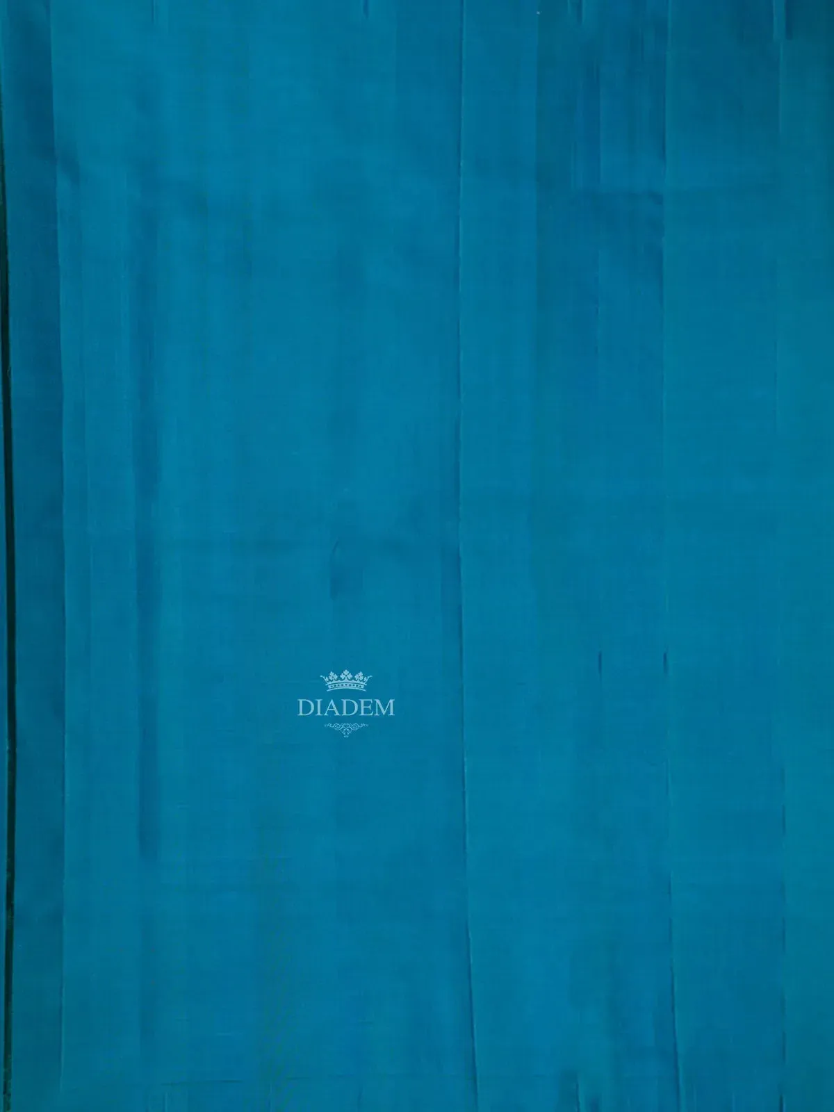 Dark Purple Pure Kanchipuram Bridal Silk Saree with Flower Motif on the Body and without Border