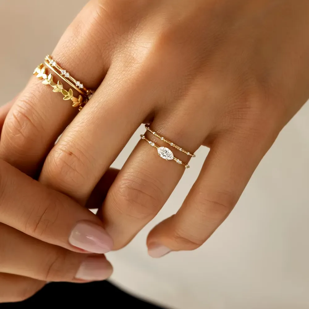 Elegant 18K Gold Plated Marquise-Cut Cubic Zirconia Ring