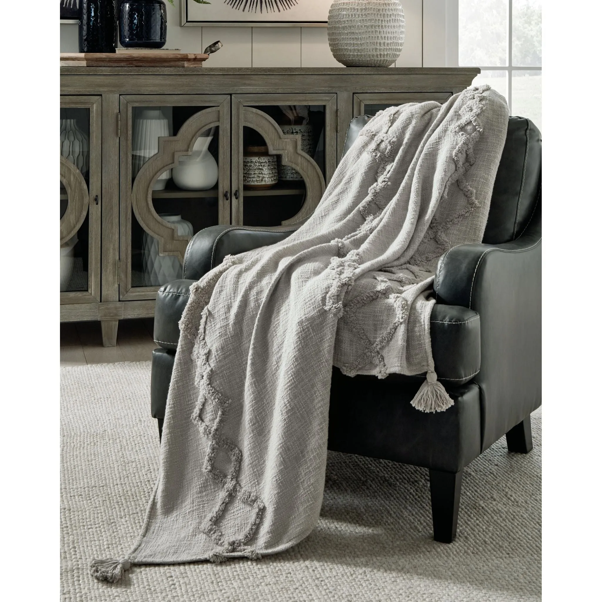 Kassidy Throw