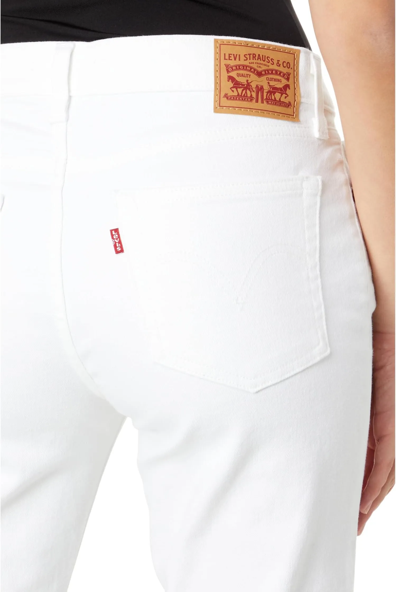 Levi's Mid-Rise Boyfriend Jeans in Simply White