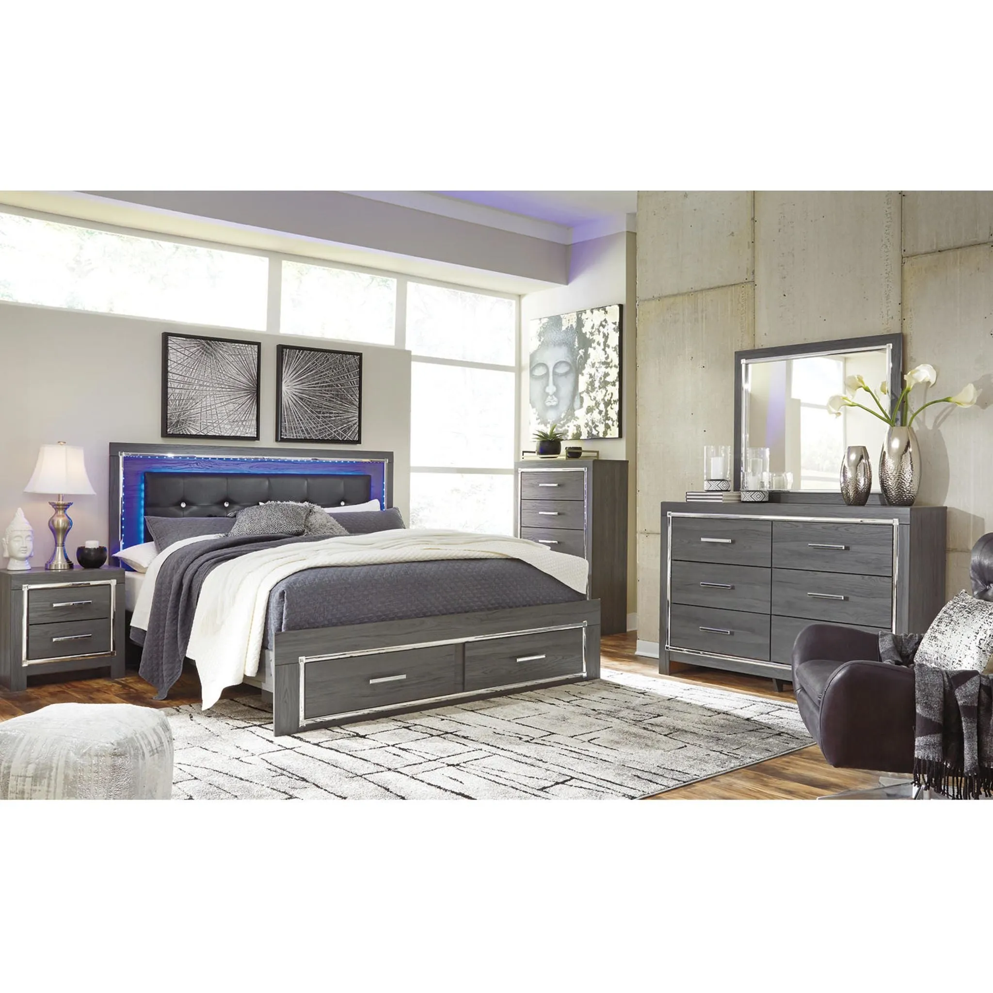 Lodanna Dresser and Mirror