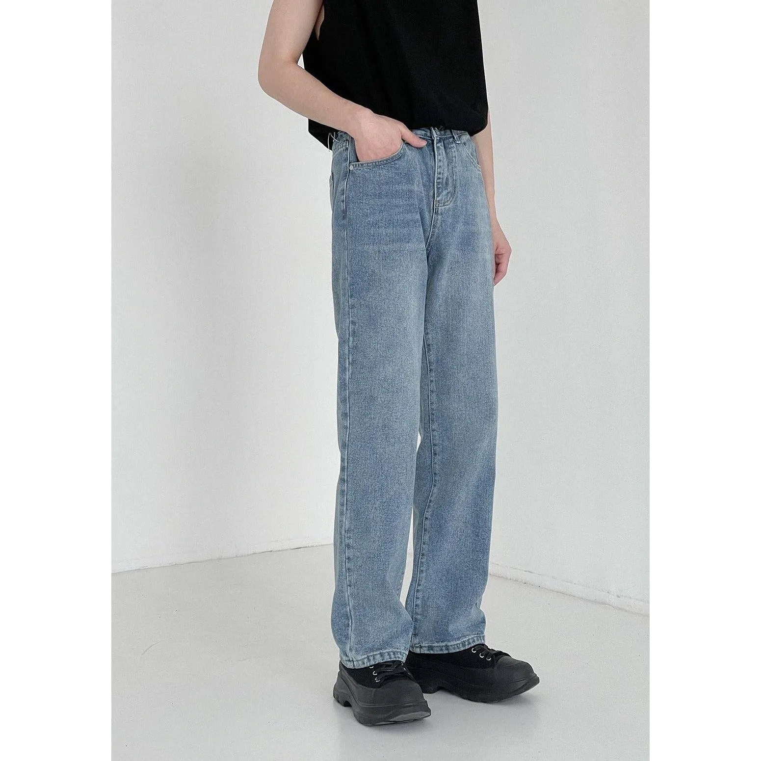 Zhou Roomy Fit Straight Cut Jeans